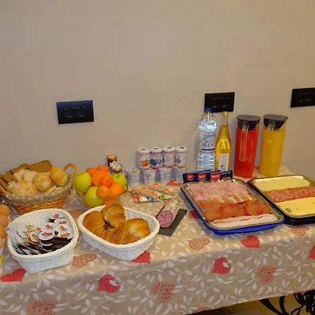 Arlette D'hôtes Maison d'hôtes *
