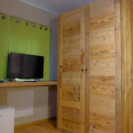 Arlette D'hôtes Casa de hóspedes 4*